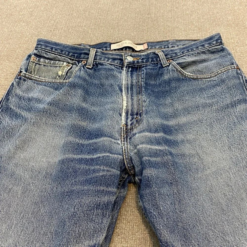 Levis Jeans Mens 38x32 Faded Blue 505 Straight Leg VTG Y2K 2004 Distressed Denim